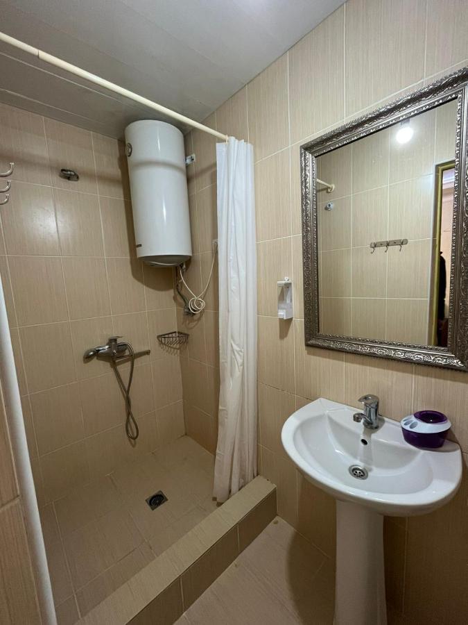 Guest House Esma Suchumi Zewnętrze zdjęcie