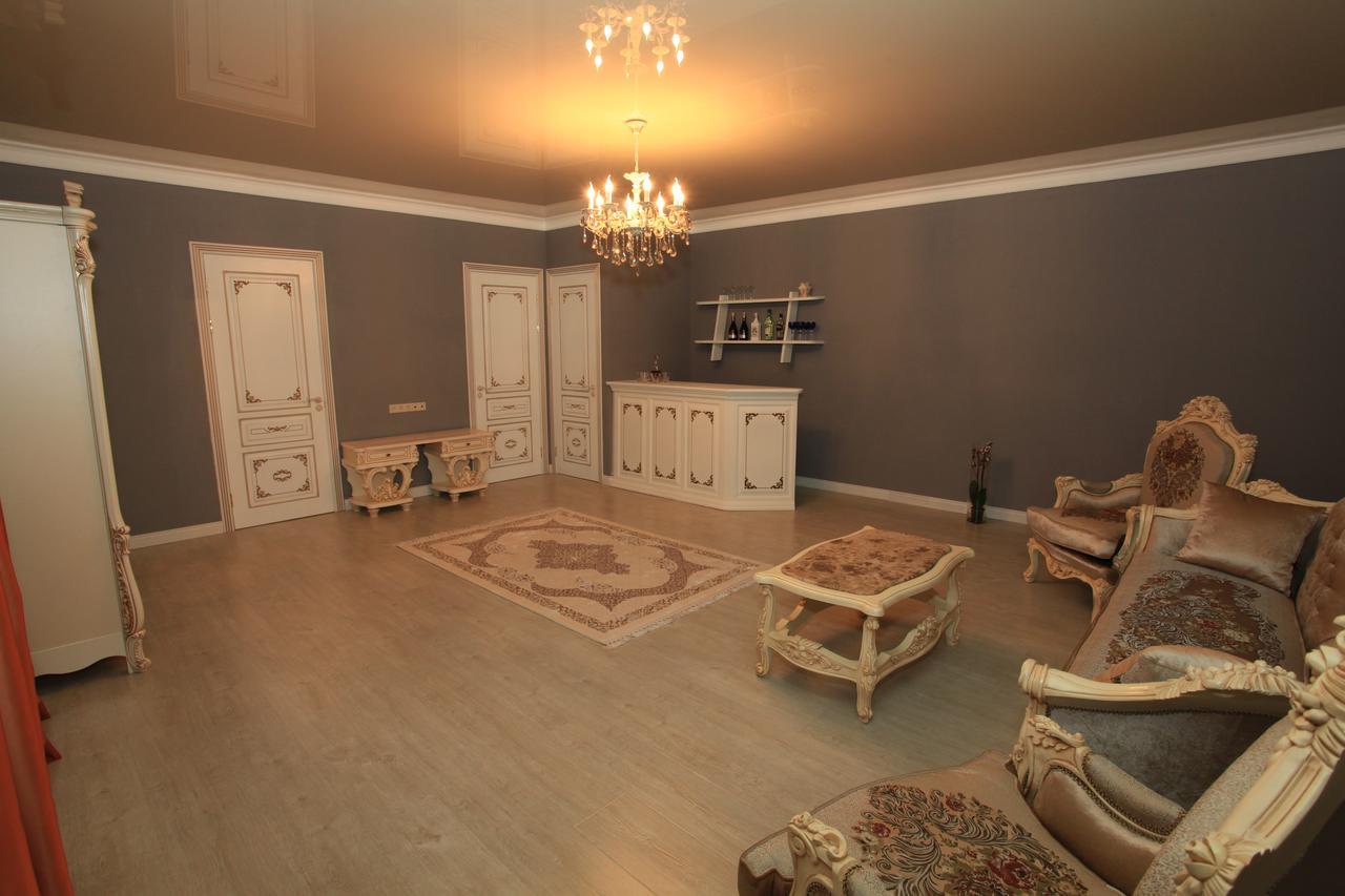 Guest House Esma Suchumi Zewnętrze zdjęcie