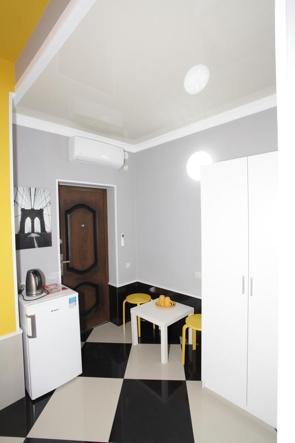 Guest House Esma Suchumi Zewnętrze zdjęcie